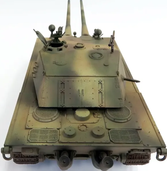 1/35 Imperial Japanese Army Super-Heavy Tank "Oni"