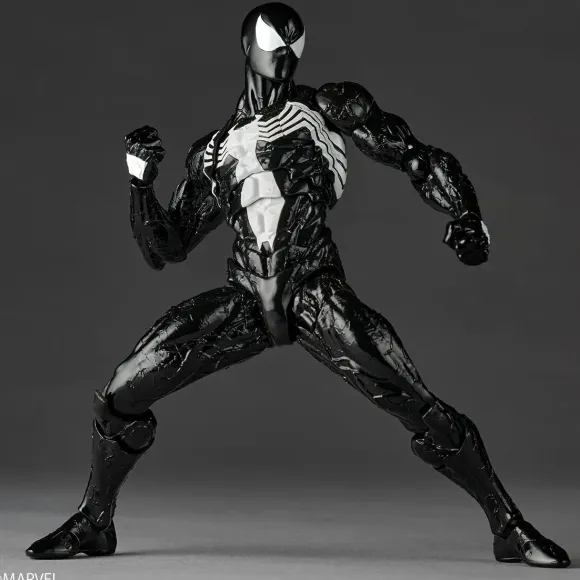 Revoltech Amazing Yamaguchi Symbiote Spider-Man