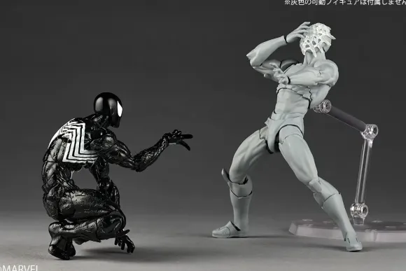 Revoltech Amazing Yamaguchi Symbiote Spider-Man