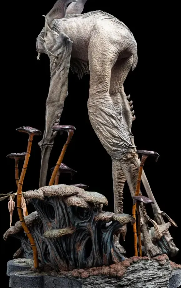 1/6 The Dark Crystal / Landstrider Statue
