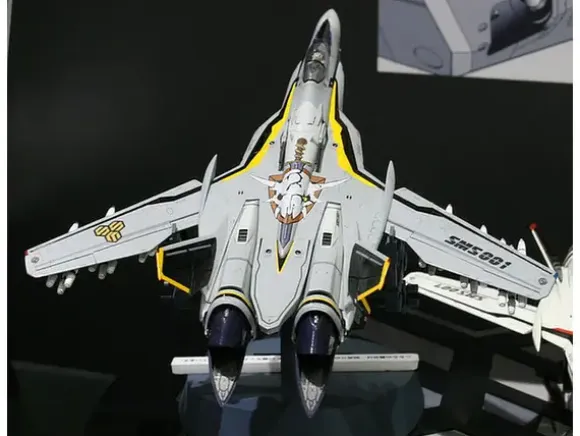 1/72 VF-25F/S Messiah Macross F